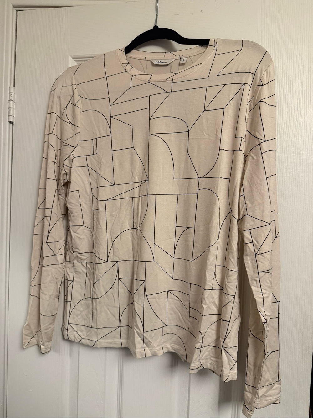 Reitmans Cream Top with Black Geometric Lines